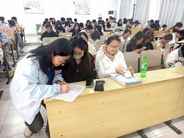 党建领航铸魂 学风赋能育人——...